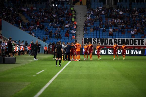 galatasaray-sonunu-getiremiyor-VOcQSJMB.jpg