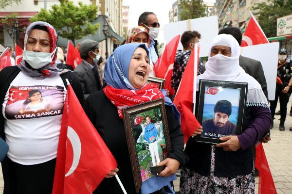 vanda-hdp-onundeki-anne-evladimi-nasil-kandirdiklarinin-hesabini-versinler-PbNTJuT4.jpg