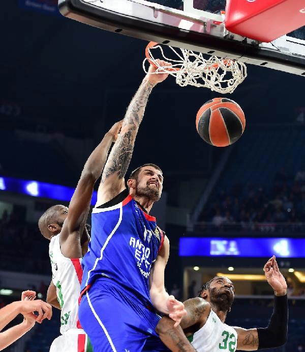 anadolu-efes-unics-kazan-71-68-aJNyanT1.jpg