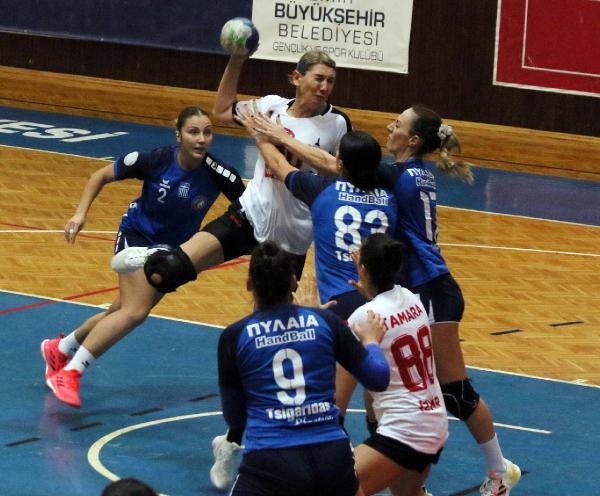 izmir-buyuksehir-belediyespor-aesh-pylea-27-28-ekcPy5Ua.jpg