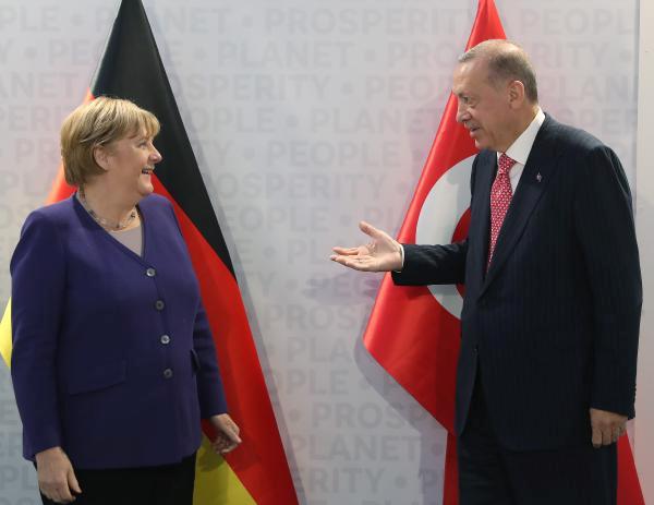 cumhurbaskani-erdogan-almanya-basbakani-merkel-ile-gorustu-IKBP3auz.jpg